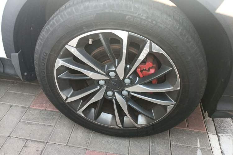 Used Geely Auto Coolray 2019 Sport Model 260T DCT Battle China V Standard Right Front Wheel Hub