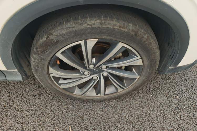 Used Geely Auto Coolray 2019 260T DCT Knight China V Standard Right Front Wheel Hub