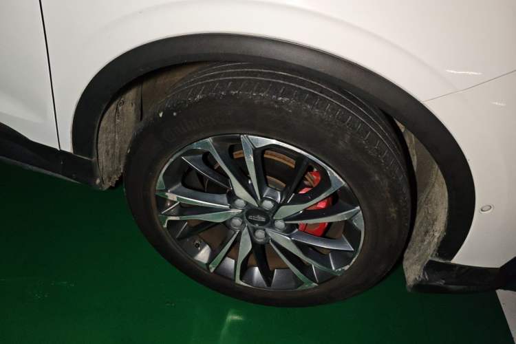 Used Geely Auto Coolray 2019 Sport Model 260T DCT Battle China V Standard Right Front Wheel Hub