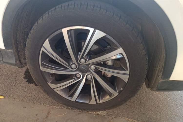 Used Geely Auto Coolray 2019 260T DCT Knight China V Standard Right Front Wheel Hub
