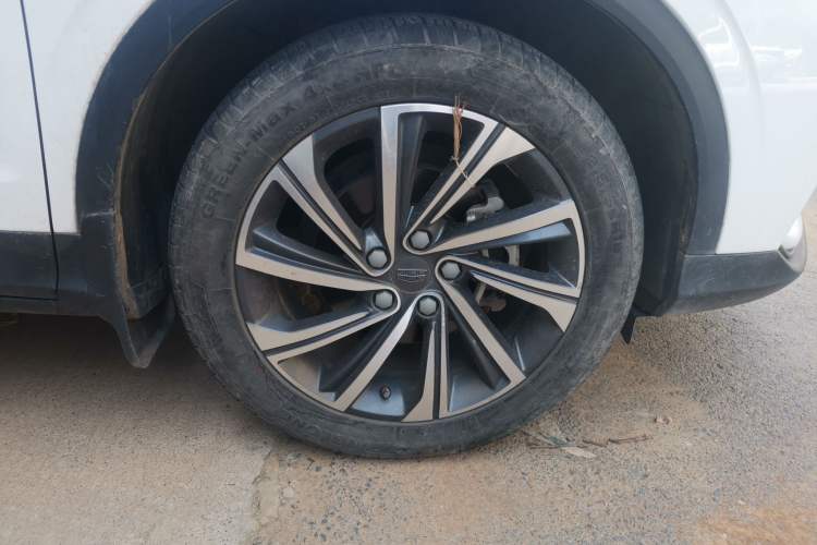 Used Geely Auto Coolray 2019 260T DCT Explorer China VI Standard Right Front Wheel Hub