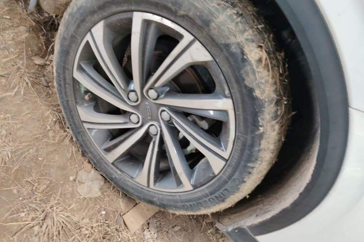 Used Geely Auto Coolray 2019 260T DCT Knight China VI Standard Right Front Wheel Hub