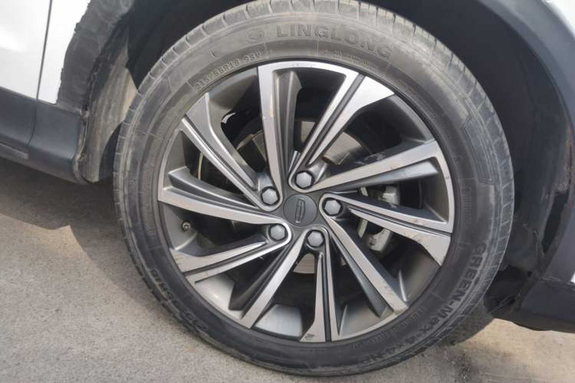 Used Geely Auto Coolray 2019 Sport Model 260T DCT Battle China V Standard Right Front Wheel Hub