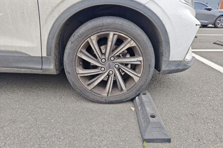 Used Geely Auto Coolray 2019 260T DCT Knight China VI Standard Right Front Wheel Hub