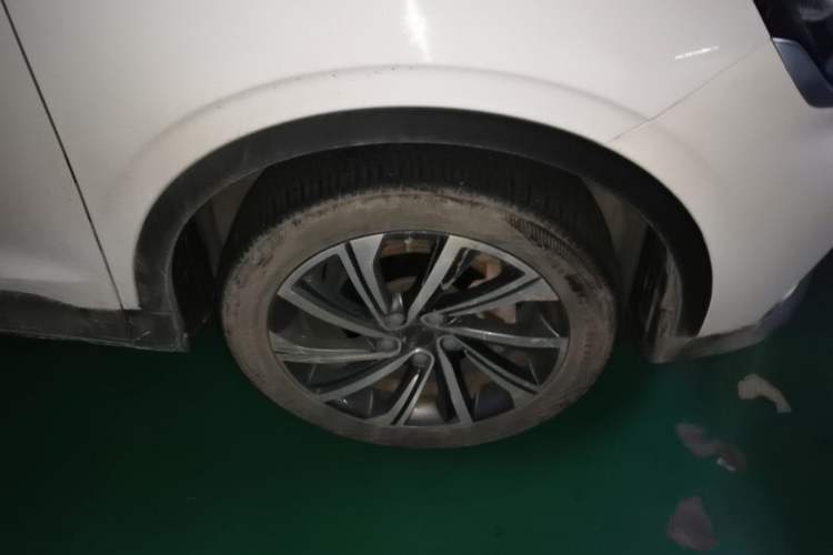 Used Geely Auto Coolray 2019 260T DCT Knight China VI Standard Right Front Wheel Hub