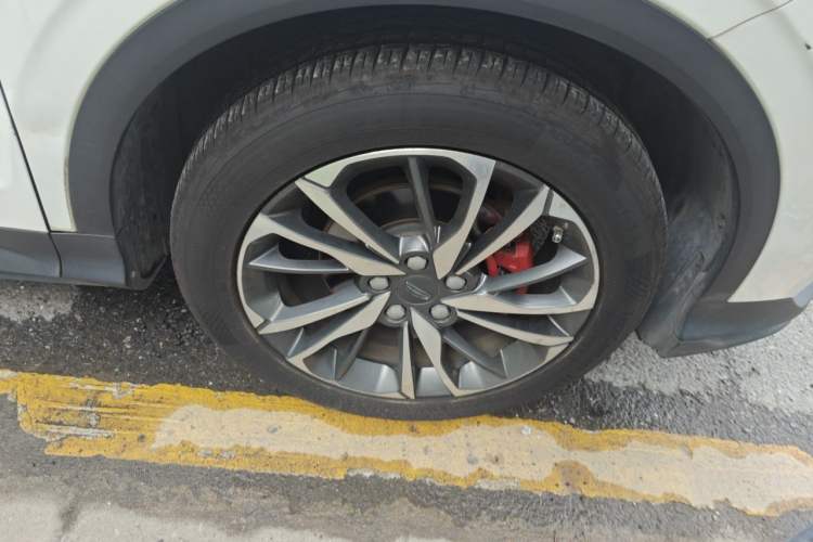 Used Geely Auto Coolray 2019 Sport Model 260T DCT Patrol China V Standard Right Front Wheel Hub