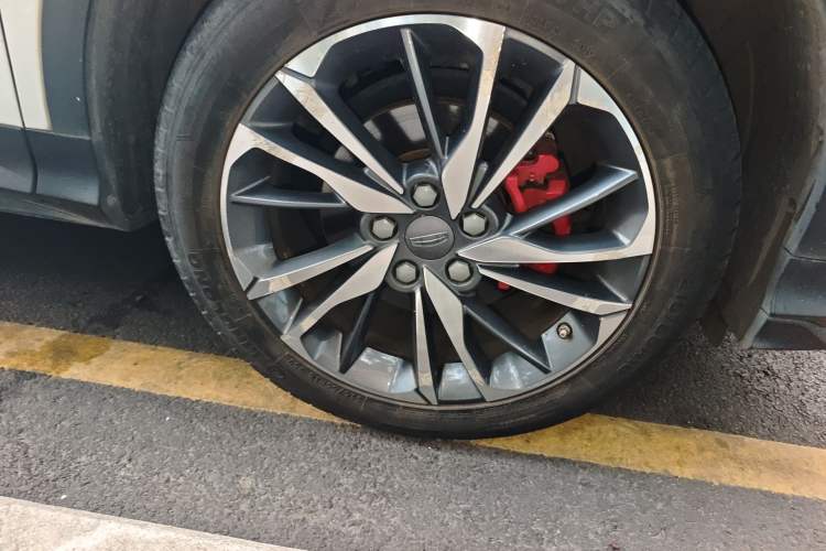 Used Geely Auto Coolray 2019 260T DCT Knight China VI Standard Right Front Wheel Hub