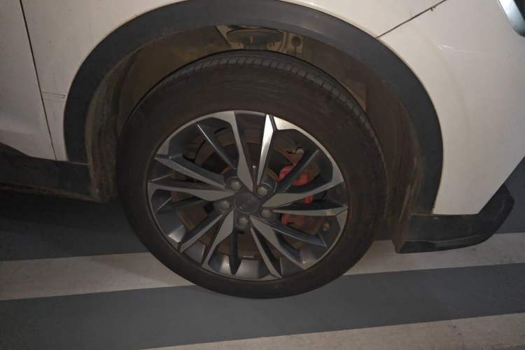 Used Geely Auto Coolray 2019 260T DCT Knight China VI Standard Right Front Wheel Hub