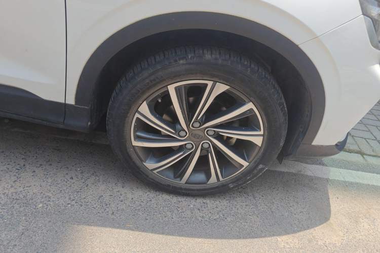 Used Geely Auto Coolray 2019 260T DCT Explorer China V Standard Right Front Wheel Hub