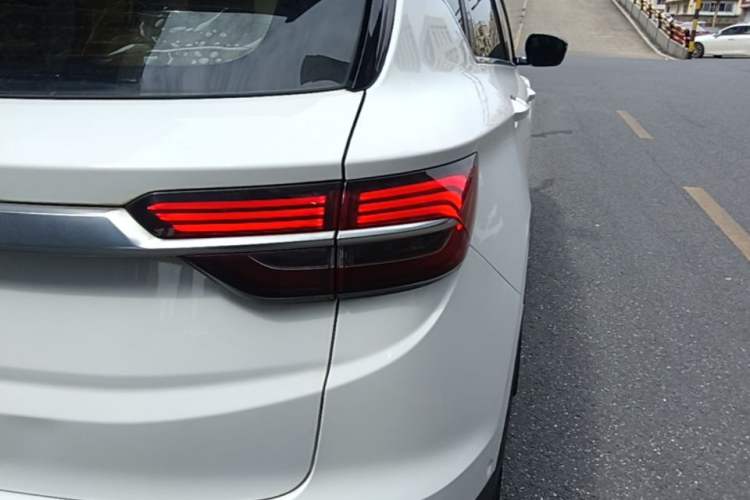 Used Geely Auto Coolray 2019 Sport Model 260T DCT Battle China V Standard Right Rear Taillight