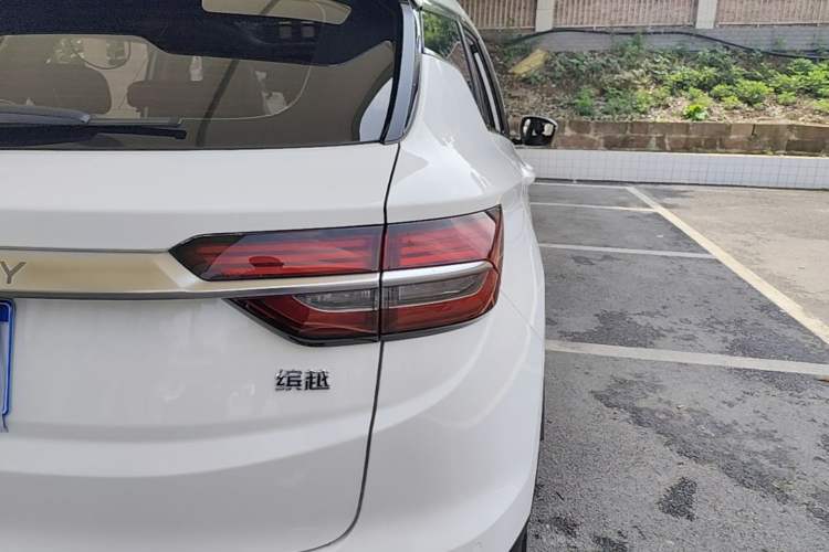 Used Geely Auto Coolray 2019 260T DCT Knight China VI Standard Right Rear Taillight