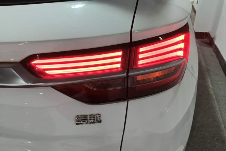 Used Geely Auto Coolray 2019 Sport Version 260T DCT Explorer China VI Standard Right Rear Taillight