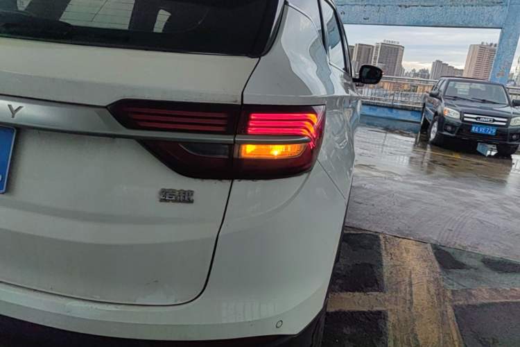 Used Geely Auto Coolray 2019 260T DCT Explorer China V Standard Right Rear Taillight