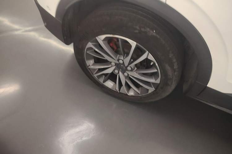 Used Geely Auto Coolray 2019 Sport Version 260T DCT Battle China VI Standard Right Rear Wheel Hub