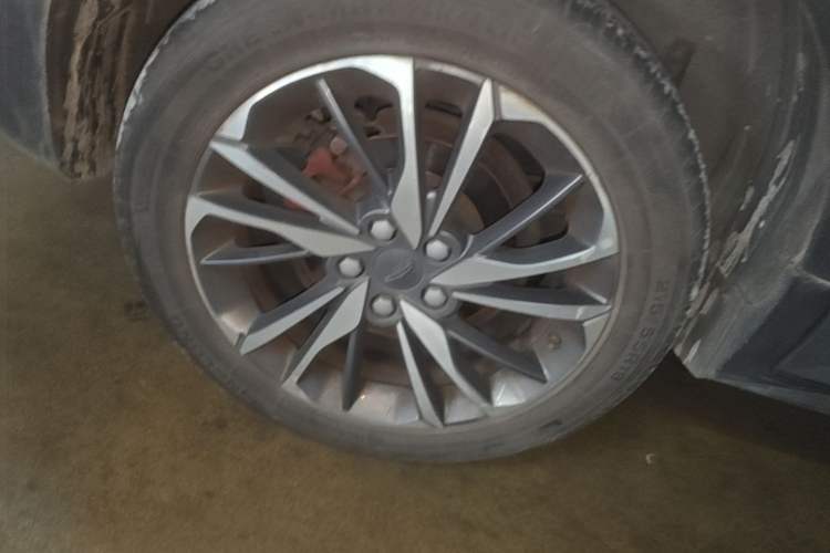 Used Geely Auto Coolray 2019 Sport Version 260T DCT Explorer China VI Standard Right Rear Wheel Hub