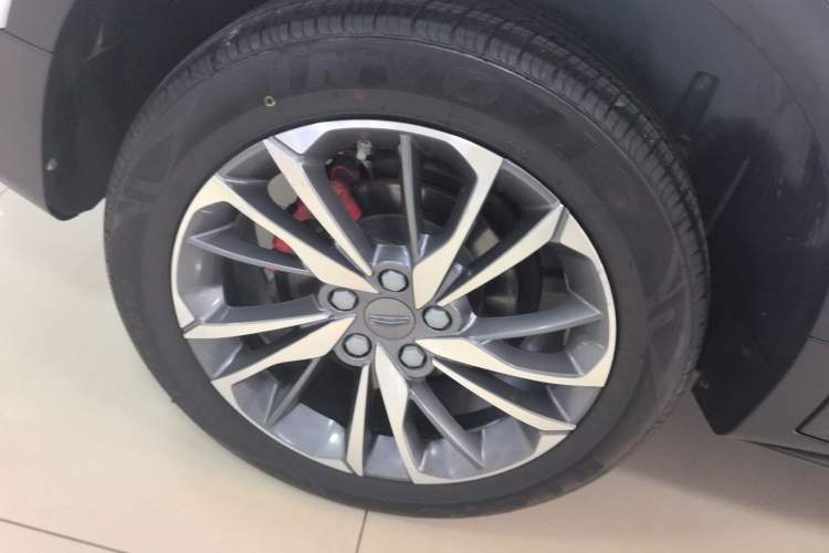 Used Geely Auto Coolray 2019 Sport Version 260T DCT Explorer China VI Standard Right Rear Wheel Hub