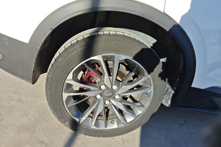 Used Geely Auto Coolray 2019 Sport Model 260T DCT Patrol China V Standard Right Rear Wheel Hub