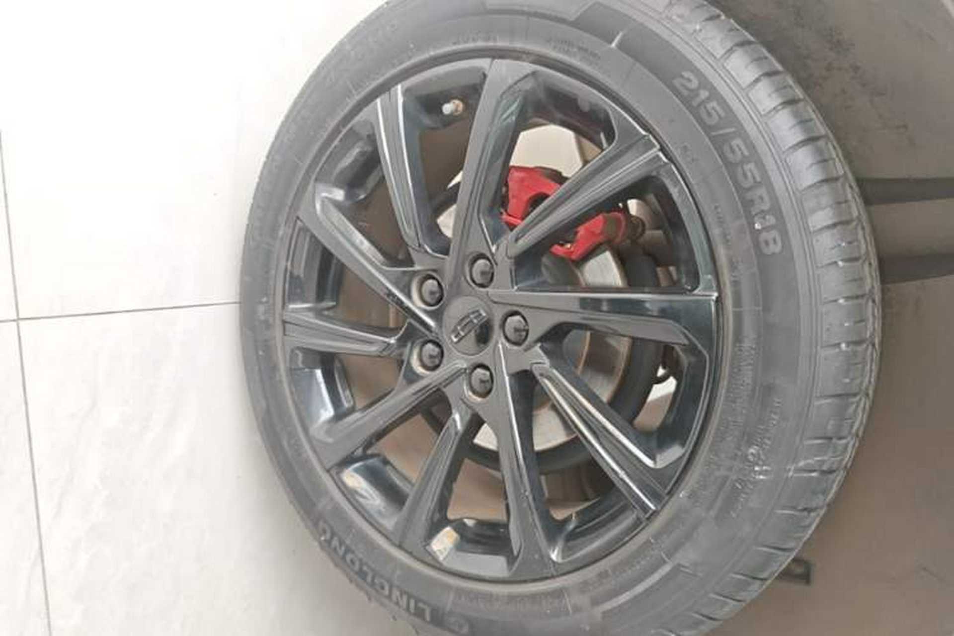 Used Geely Auto Coolray 2019 Sport Version 260T DCT Battle China VI Standard Right Rear Wheel Hub