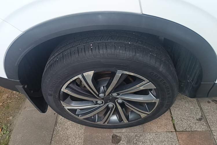 Used Geely Auto Coolray 2019 260T DCT Knight China VI Standard Right Rear Wheel Hub