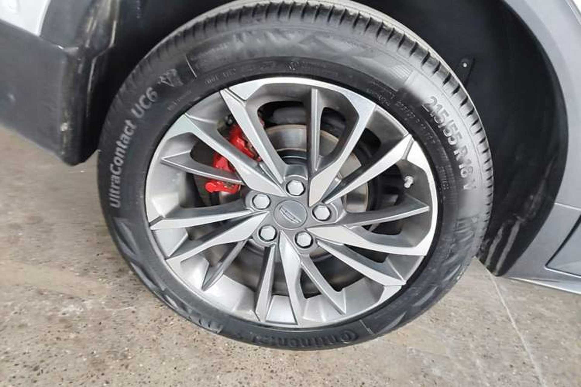 Used Geely Auto Coolray 2019 Sport Model 260T DCT Battle China V Standard Right Rear Wheel Hub