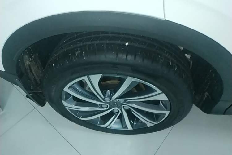 Used Geely Auto Coolray 2019 260T DCT Explorer China V Standard Right Rear Wheel Hub