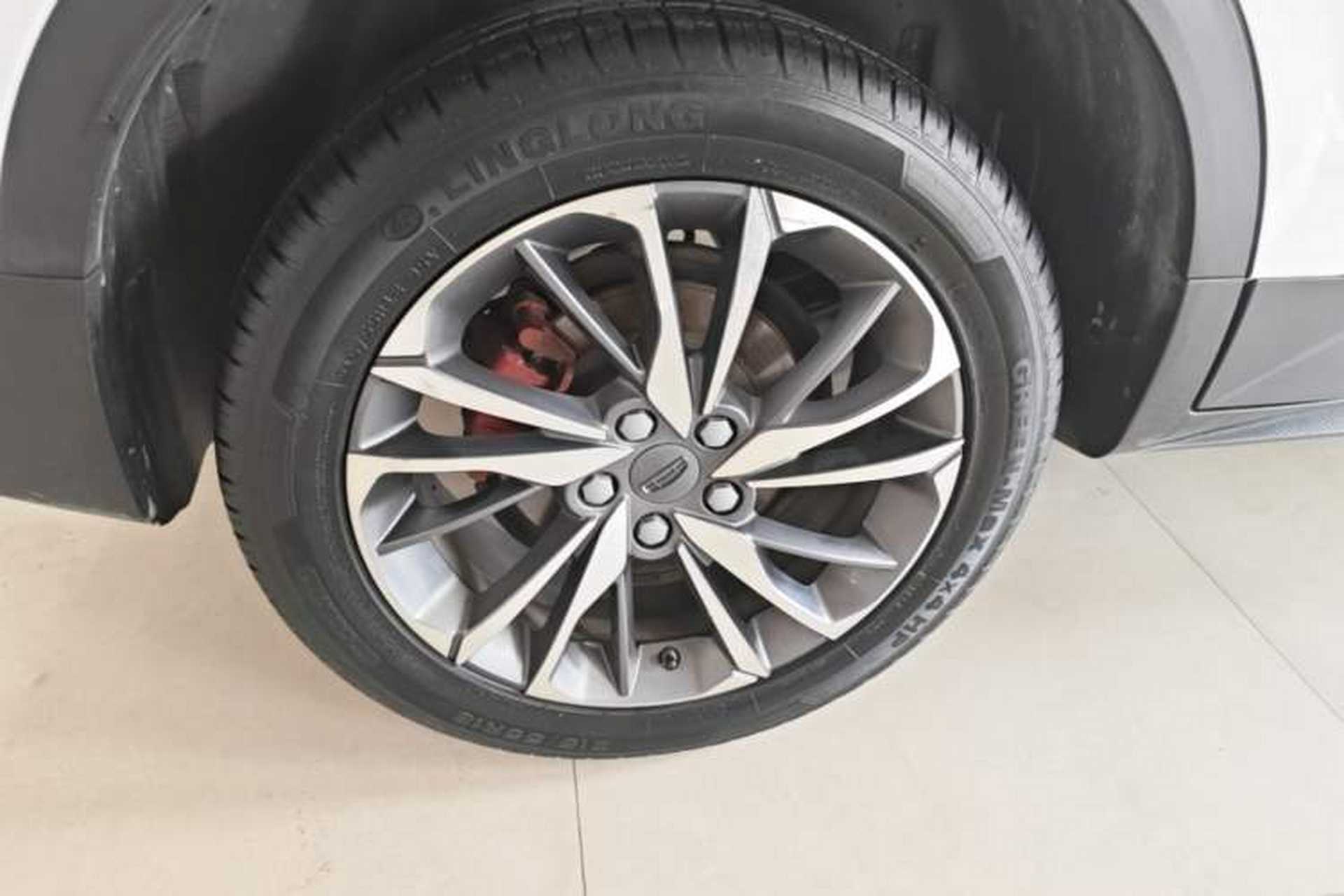 Used Geely Auto Coolray 2019 Sport Version 260T DCT Explorer China VI Standard Right Rear Wheel Hub