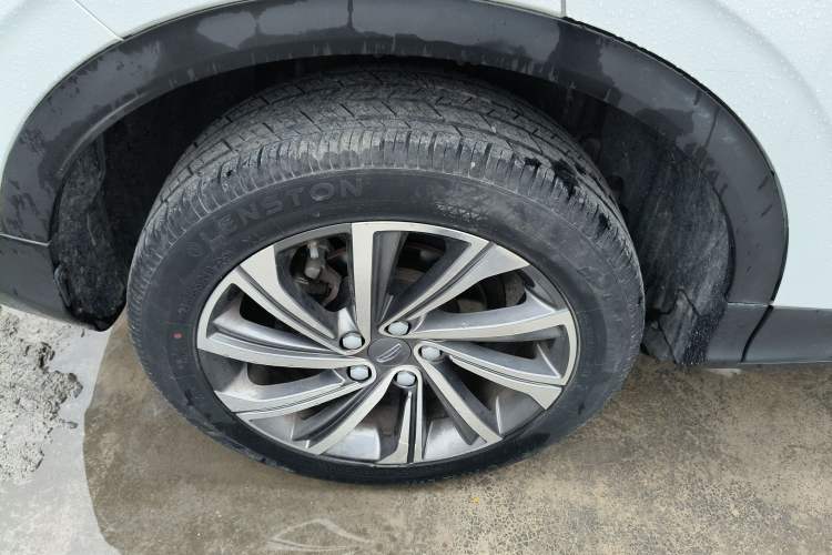 Used Geely Auto Coolray 2019 260T DCT Knight China VI Standard Right Rear Wheel Hub