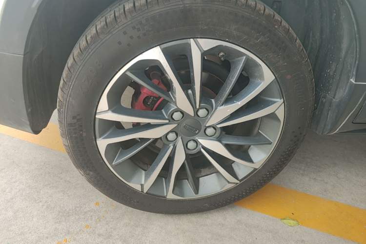 Used Geely Auto Coolray 2019 Sport Model 260T DCT Battle China V Standard Right Rear Wheel Hub