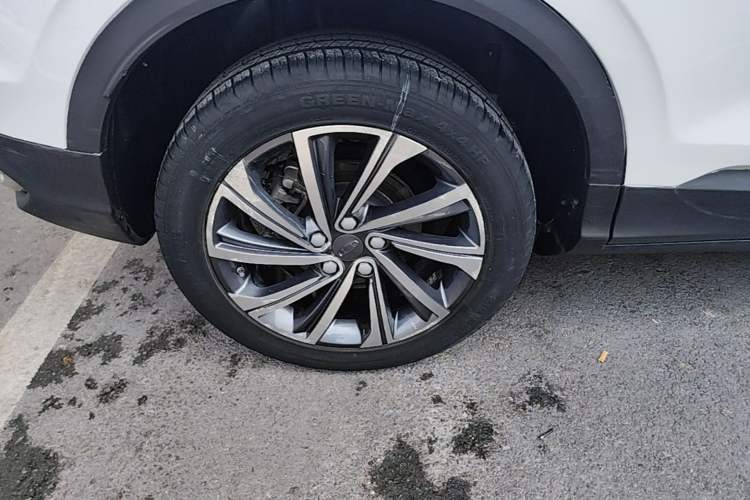 Used Geely Auto Coolray 2019 260T DCT Knight China VI Standard Right Rear Wheel Hub