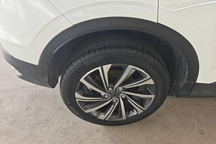 Used Geely Auto Coolray 2019 260T DCT Knight China VI Standard Right Rear Wheel Hub