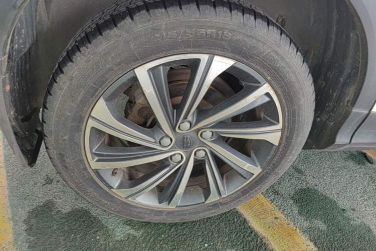 Used Geely Auto Coolray 2019 260T DCT Explorer China V Standard Right Rear Wheel Hub
