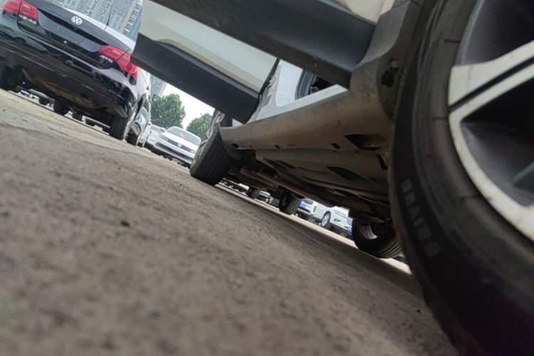 Used Geely Auto Coolray 2019 260T DCT Knight China V Standard Right Side Sill