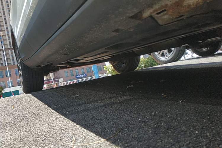 Used Geely Auto Coolray 2019 260T DCT Knight China VI Standard Right Side Sill