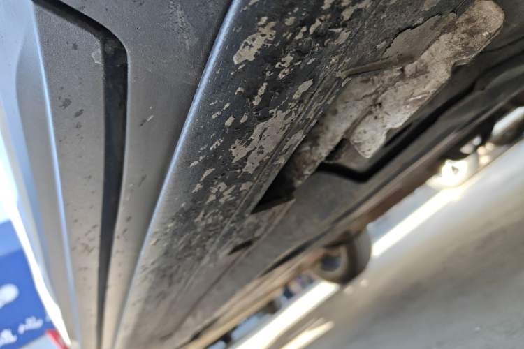 Used Geely Auto Coolray 2019 Sport Model 260T DCT Patrol China V Standard Right Side Sill