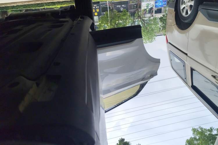 Used Geely Auto Coolray 2019 260T DCT Knight China VI Standard Right Side Sill