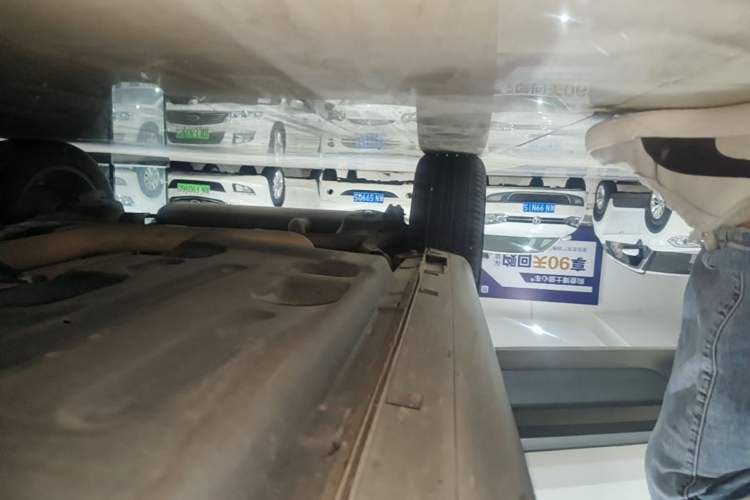 Used Geely Auto Coolray 2019 Sport Model 260T DCT Battle China V Standard Right Side Sill