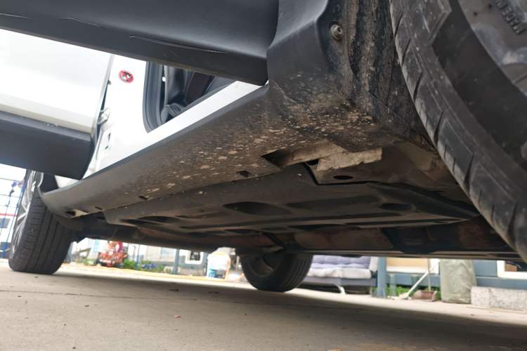 Used Geely Auto Coolray 2019 260T DCT Knight China V Standard Right Side Sill