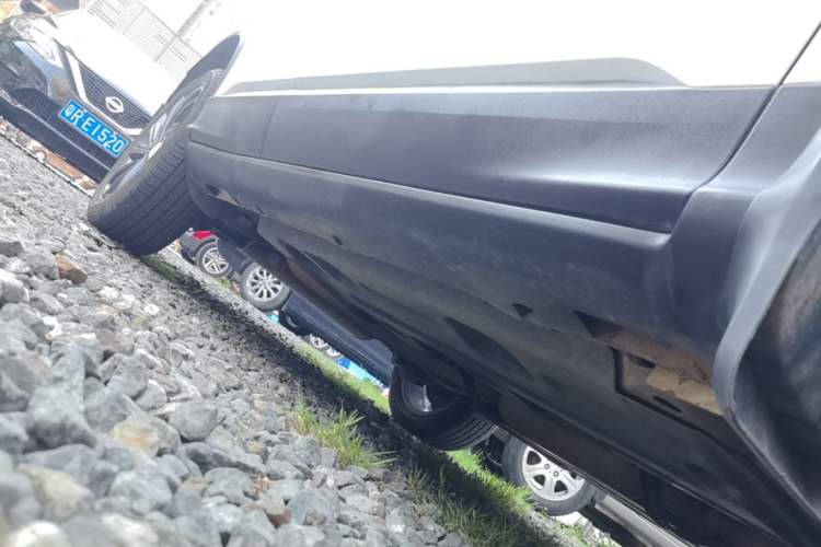 Used Geely Auto Coolray 2019 260T DCT Knight China V Standard Right Side Sill