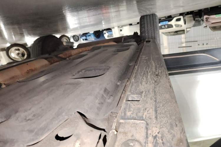 Used Geely Auto Coolray 2019 Sport Version 260T DCT Battle China VI Standard Right Side Sill