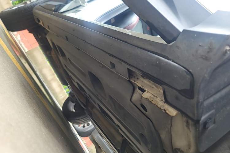 Used Geely Auto Coolray 2019 260T DCT Knight China VI Standard Right Side Sill