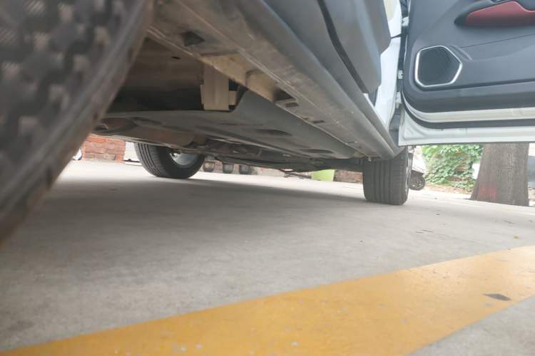 Used Geely Auto Coolray 2019 Sport Model 260T DCT Battle China V Standard Right Side Sill