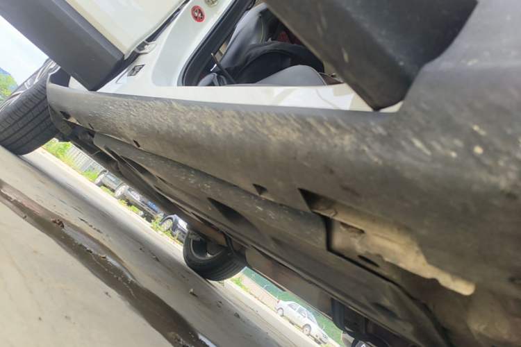 Used Geely Auto Coolray 2019 260T DCT Knight China VI Standard Right Side Sill