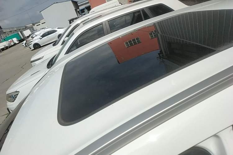 Used Geely Auto Coolray 2019 260T DCT Knight China VI Standard Roof
