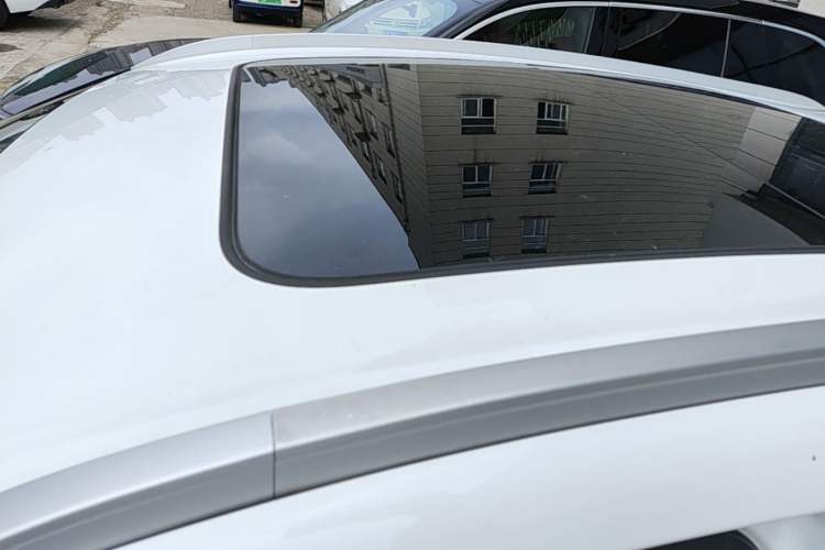 Used Geely Auto Coolray 2019 260T DCT Knight China V Standard Roof