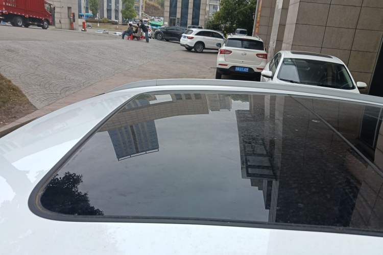 Used Geely Auto Coolray 2019 260T DCT Knight China VI Standard Roof