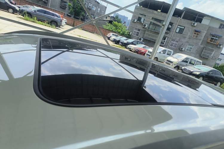 Used Geely Auto Coolray 2019 260T DCT Knight China VI Standard Roof