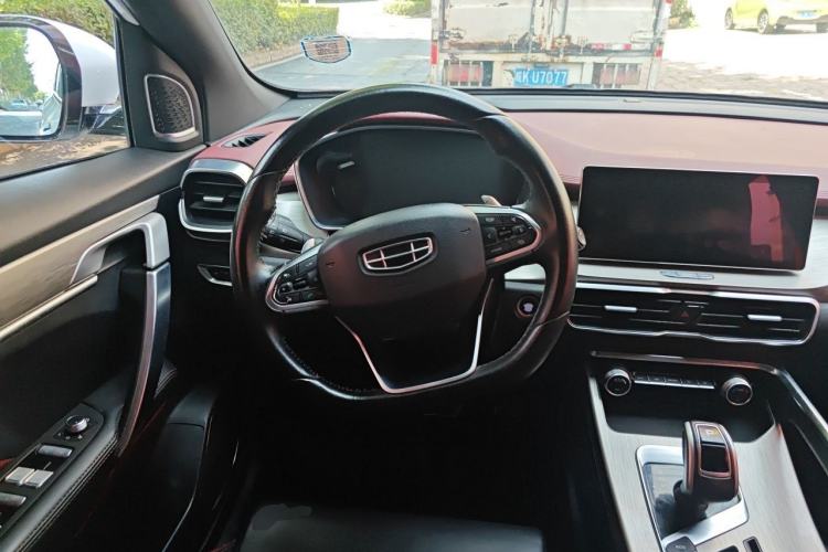 Used Geely Auto Coolray 2019 Sport Model 260T DCT Battle China V Standard Steering Wheel
