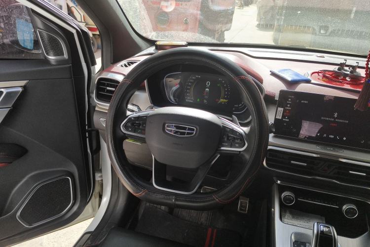 Used Geely Auto Coolray 2019 Sport Model 260T DCT Battle China V Standard Steering Wheel