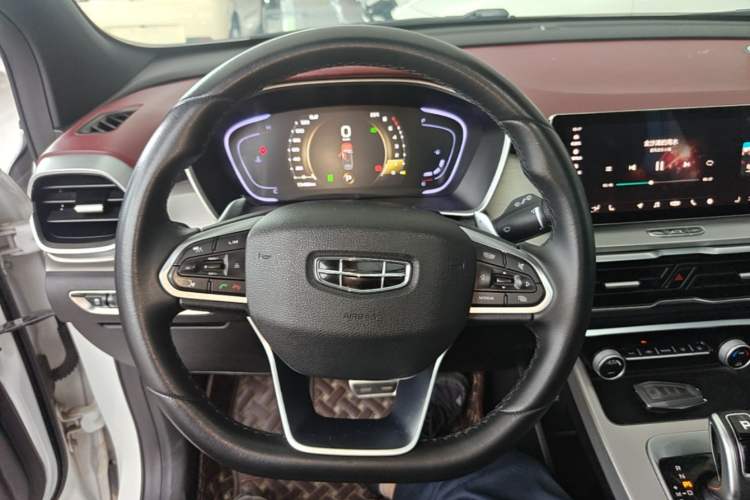 Used Geely Auto Coolray 2019 Sport Version 260T DCT Battle China VI Standard Steering Wheel