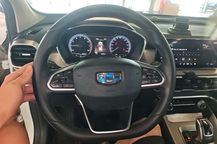 Used Geely Auto Coolray 2019 260T DCT Knight China V Standard Steering Wheel
